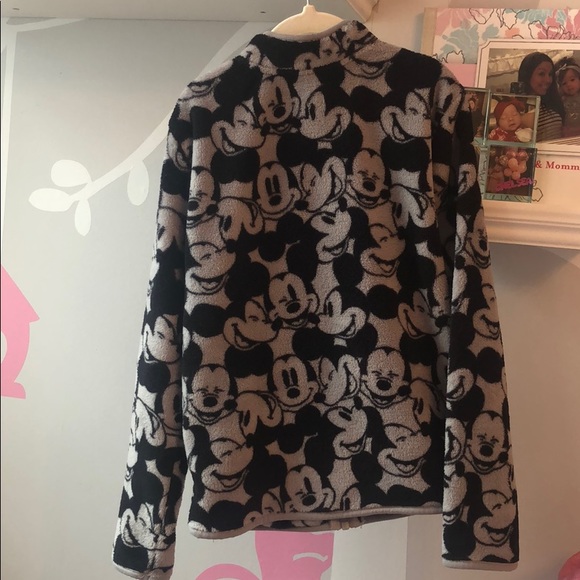 Disney Store fleece - Picture 3 of 4